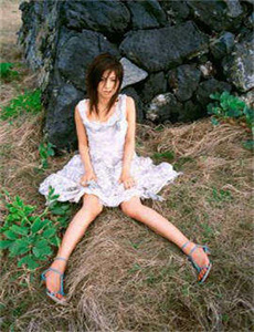《邻居的美人妻》日本
